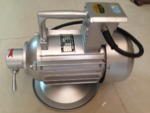 Kch nng ng?m  t th?y l?c 3 t?n LAUNCH TLT 630A