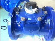 Kch nng ng?m  t th?y l?c 3 t?n LAUNCH TLT 630A
