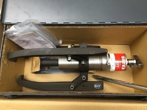 Kch nng ng?m  t th?y l?c 3 t?n LAUNCH TLT 630A