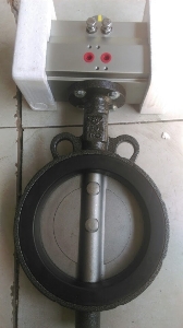 Kch nng ng?m  t th?y l?c 3 t?n LAUNCH TLT 630A