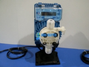 Kch nng ng?m  t th?y l?c 3 t?n LAUNCH TLT 630A