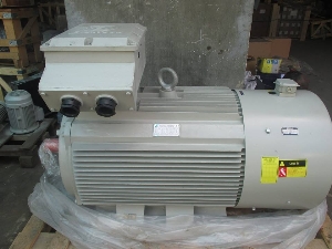 Kch nng ng?m  t th?y l?c 3 t?n LAUNCH TLT 630A