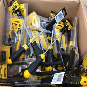 Tô vít dẹp 5x150mm có từ Stanley 65-188